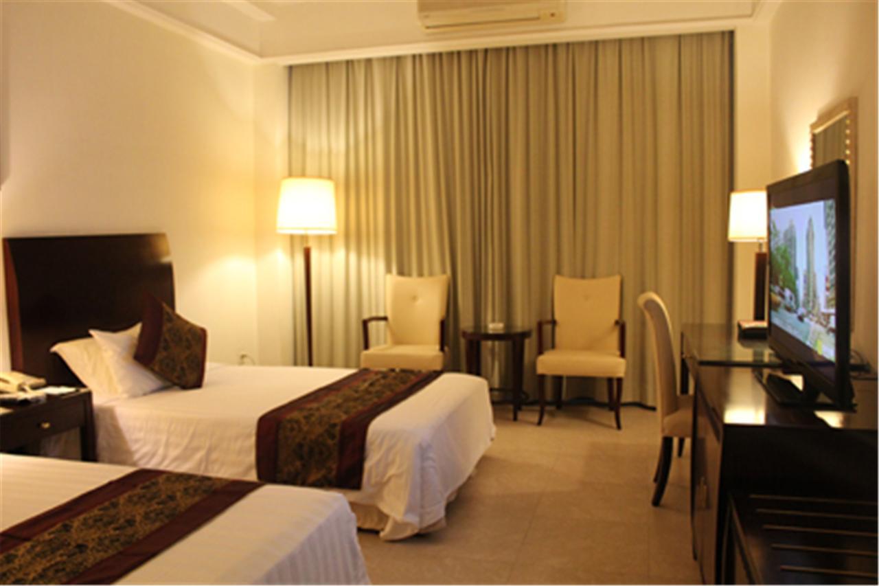 Clifford Golden Lake Hotel Foshan Dış mekan fotoğraf