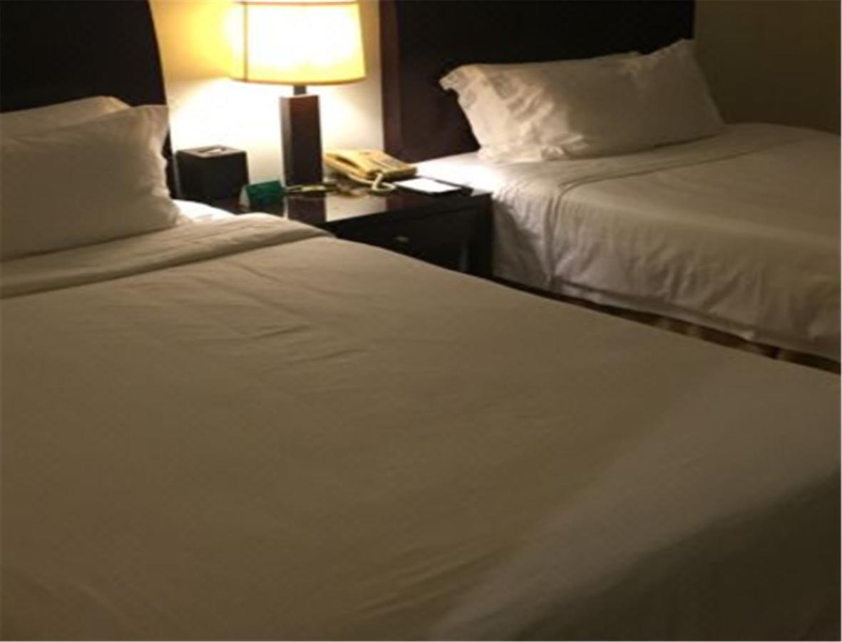 Clifford Golden Lake Hotel Foshan Dış mekan fotoğraf